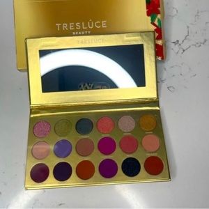 Tresluce Beauty Eyeshadow Palette - New Never Used or Never Swatched